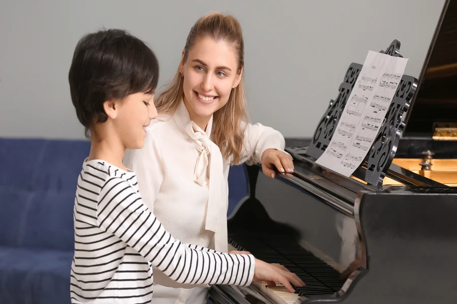Why Expert Guidance Can Make Home-Based Piano Lessons More Effective